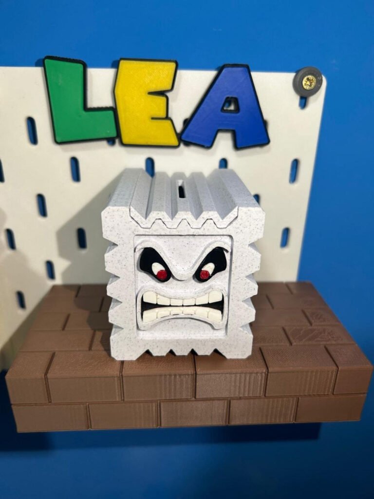 Super Thwomp (Mario World)
