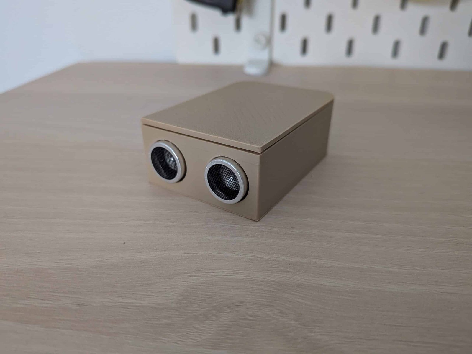HC-SR04 + ESP32 DEV KIT v1
